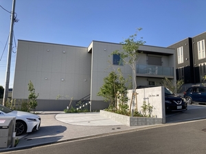 ゼフィールメゾン二俣川　Ⅱ