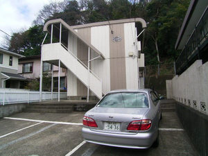 フラット根岸 101号-1