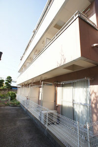 ヴィクトワール伊藤 102号-13