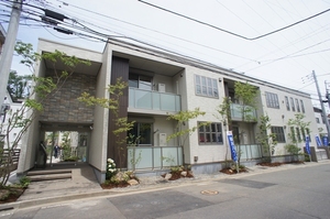 日吉ガーデンヴィラ