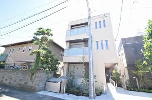 シャーメゾン　リラフォート