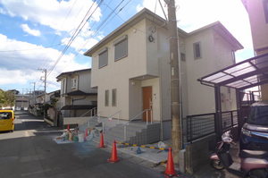 レジデンステラス亀ヶ岡