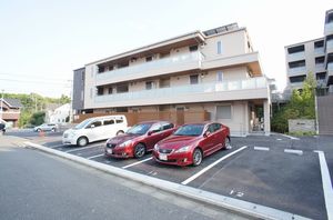 エリス　コート 303号-1