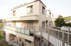 エリス コート 303号-3