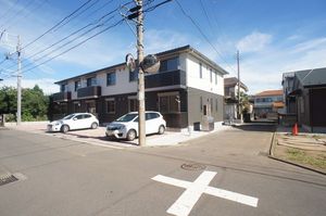 Ｅｓｔ　Ｐｏｎｔ　Ｎｅｕｆ