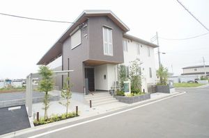 Ｅｍｉｌｅ　Ｍａｉｓｏｎ 105号-1