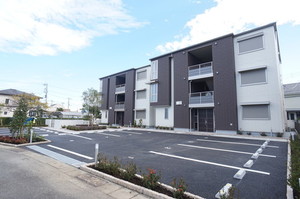 Ｐａｒｋ　Ｒｅｓｉｄｅｎｃｅ　蛍水Ａ