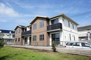 シャーロット林間