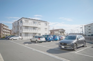 シャーメゾン三ツ境Ⅰ 302号-12