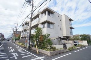 フォレストヴィラ