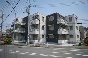 グランドソレイユ谷戸 203号-1