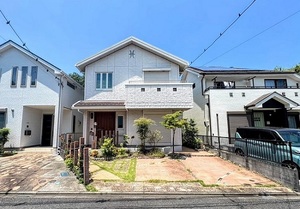 泉区緑園都市戸建て 101号-1