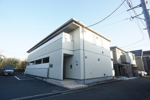 Ｃｅｎｔ－Ｌｉｖｉｅ 102号-1