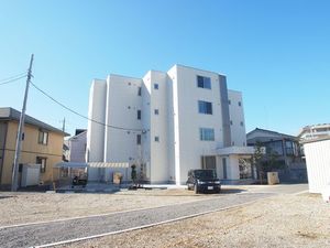 ビバリーコート 403号-1