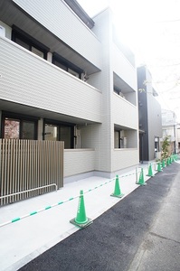 Ｃｏｕｒｔ・Ｌａｒｇｏ 101号-1