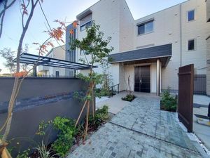 メゾン　ド　リヴィエール 105号-1