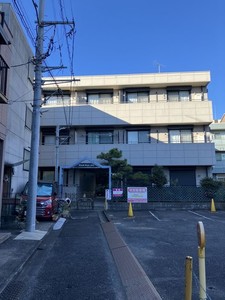 グレイッシュブラウン内藤 305号-1