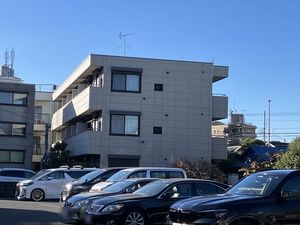 グレイッシュブラウン内藤 305号-2