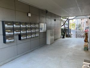 グレイッシュブラウン内藤 305号-3