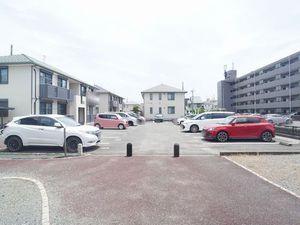 メイプルタウン三番館 101号-13