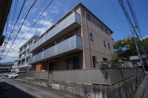 ルミエール・コミヤマ 305号-12