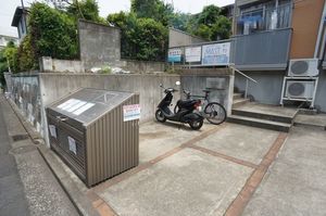 AZURE篠原 103号-13