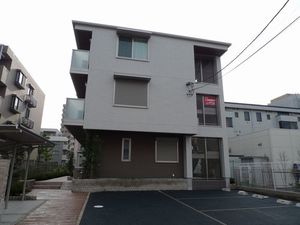 シティホームズⅥ 202号-1