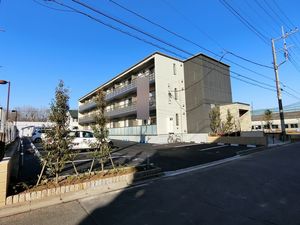 Ｃｏｕｒｔ　ＦＯＲＥＮＡ　壱番館 102号-1