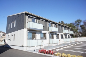 ヴィラーチェ　Ｊ