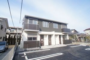 プルミエ小山 202号-1