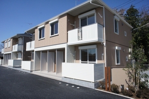 シャーメゾン八幡　Ａ 202号-1