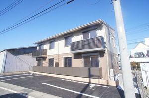 シャルマンウエスト