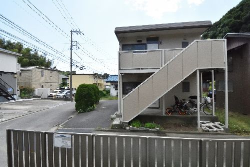 サニーコート堀内 201号-2