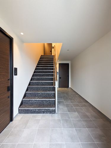 コリーナ横浜子安台 202号-12