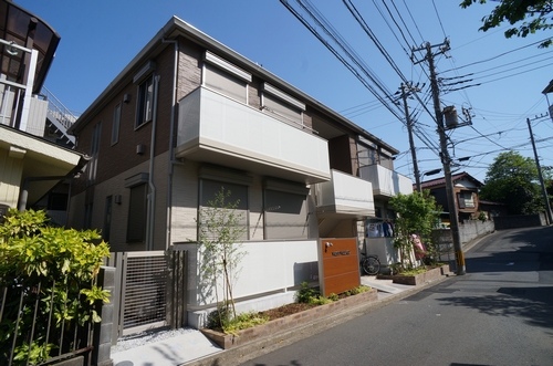 ＷＥＳＴ　ＶＩＬＬＡＧＥ