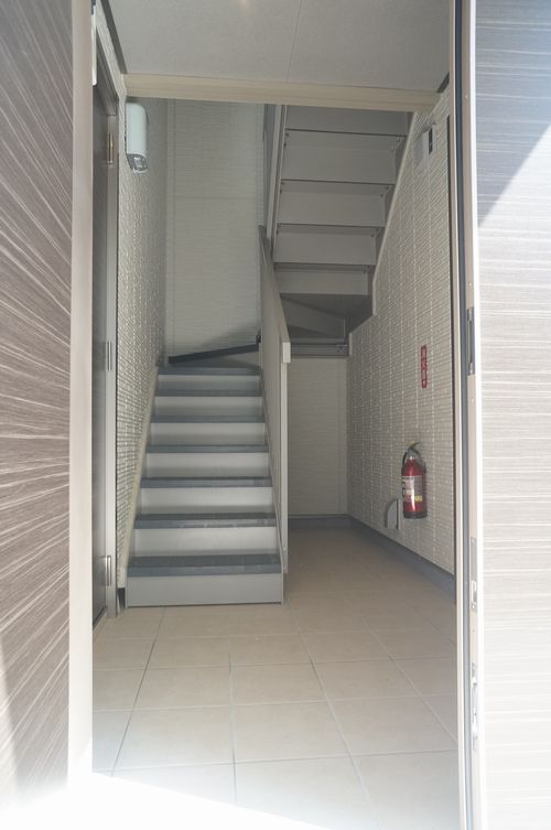 Ｒｏｓｅ　Ｗｏｏｄ 301号-15