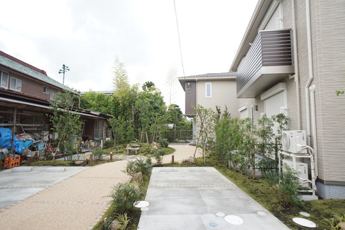 ドゥ　ラ　レーヌ　Ｅ 201号-15