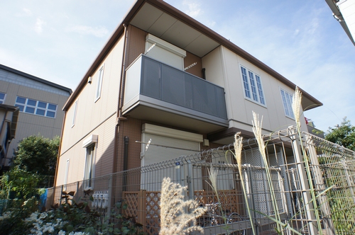 Ｌａ　ｂｏｕｒｇ　ｄｅｓ　ｃｏｕｒｓ　Ｅ