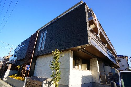 ＬＯＨＡＳ　ｄｅ　ＲＯＯＭＳ