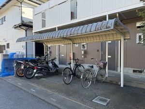 Ｃｏｕｒｔ　Ｖｉｌｌａｇｅ 101号-13