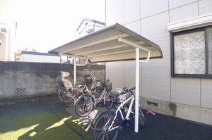 ヴィレッジ グローリー A 102号-3
