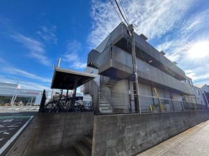 ハッピー メゾン 202号-3