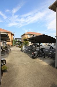 フローラルガーデンⅢ 202号-4