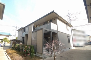 ラージヴィラ三番館 202号-3