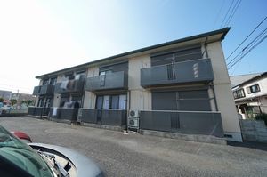 イナリヤマハイツ