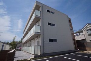ヴィラ・エテルナ 303号-1