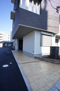 メゾン　ド　アゼリア 201号-15