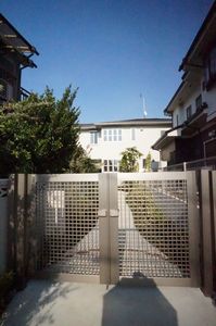 ラフィネ木崎 101号-2