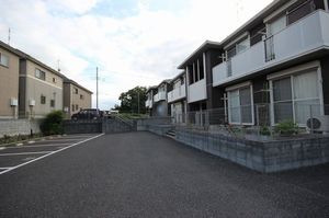 ショコラヒルズB 201号-13