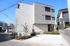 ヴィラ　マリーナ